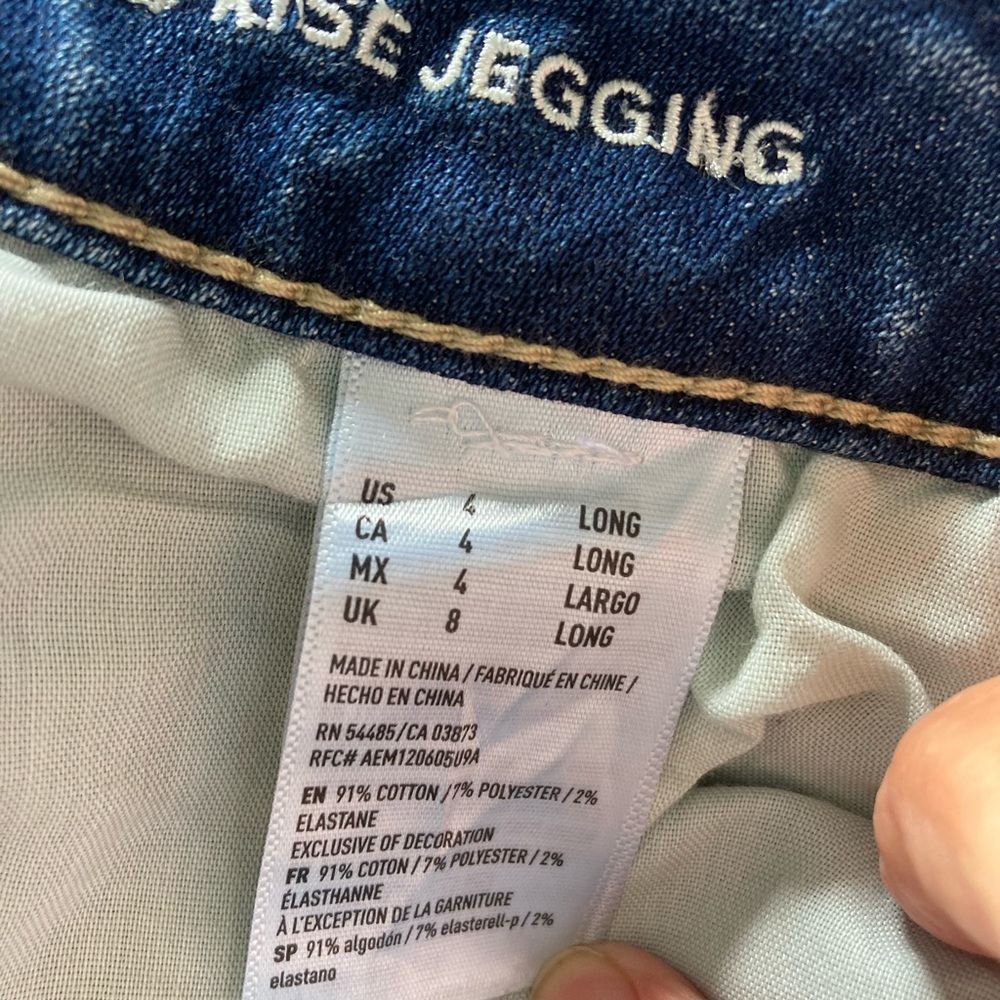 American Eagle Outfitters Denim
Superstretch High-rise Jegging 
Size 4 
Cotton - Picture 7 of 13